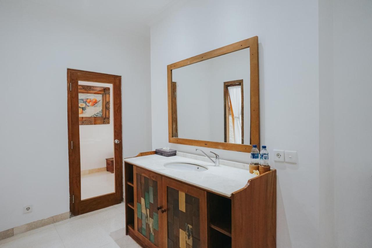 Alam Bidadari Seminyak Villa Екстериор снимка